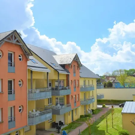 阿多尼斯格兰营地公寓 - 德索拉岛住宅 酒店 3*