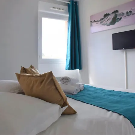 Adonis - Les Isles De Sola Hotel 3*