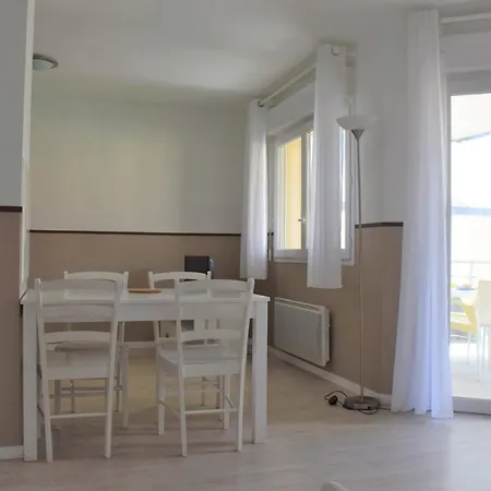 Adonis - Les Isles De Sola Hotel Grandcamp-Maisy