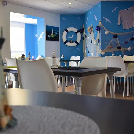 阿多尼斯格兰营地公寓 - 德索拉岛住宅 酒店