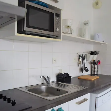 阿多尼斯格兰营地公寓 - 德索拉岛住宅 3*