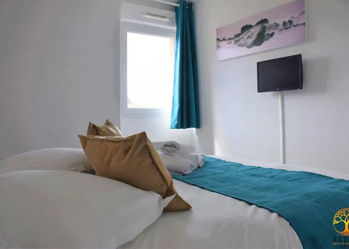 Adonis - Les Isles De Sola Hotel 3*