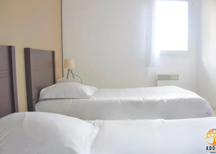 Adonis - Les Isles De Sola Grandcamp-Maisy