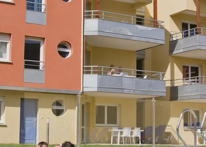 Hotel Adonis - Les Isles De Sola