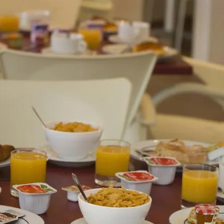 Adonis - Les Isles De Sola