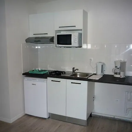 阿多尼斯格兰营地公寓 - 德索拉岛住宅 酒店