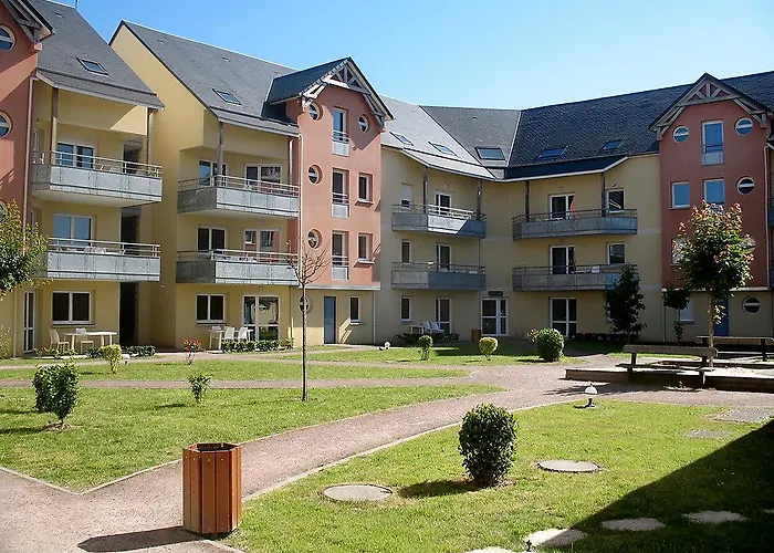 Adonis - Les Isles De Sola Grandcamp-Maisy