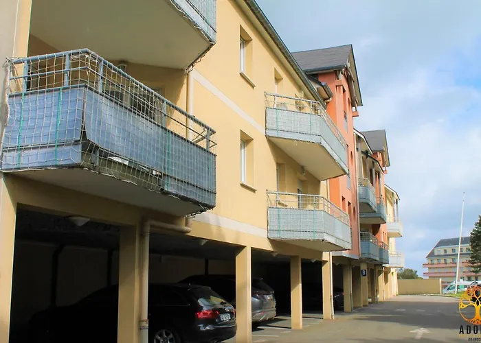 Adonis - Les Isles De Sola